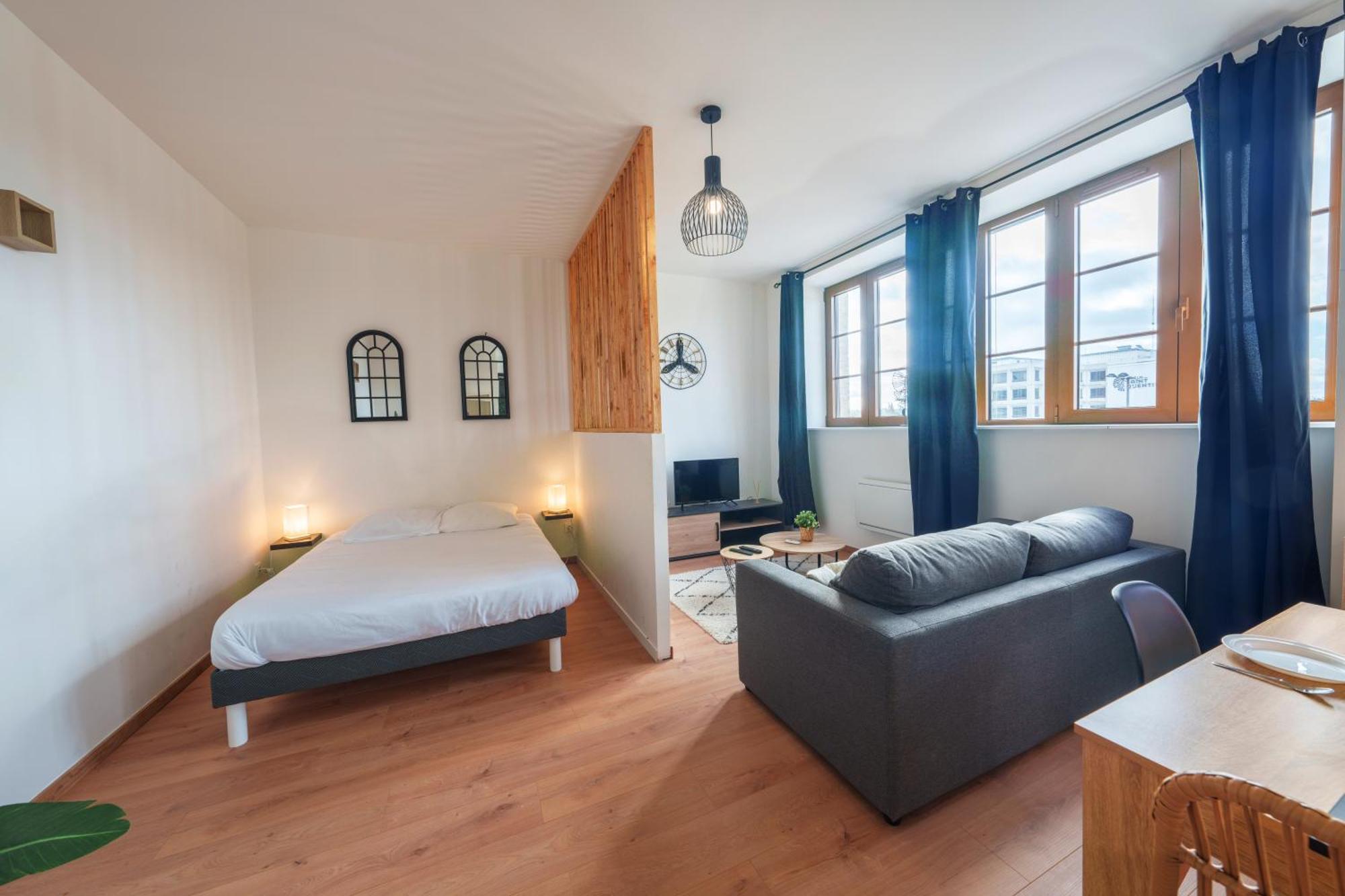 Appartement Le Lotus - Zmn Conciergerie à Saint-Quentin  Extérieur photo