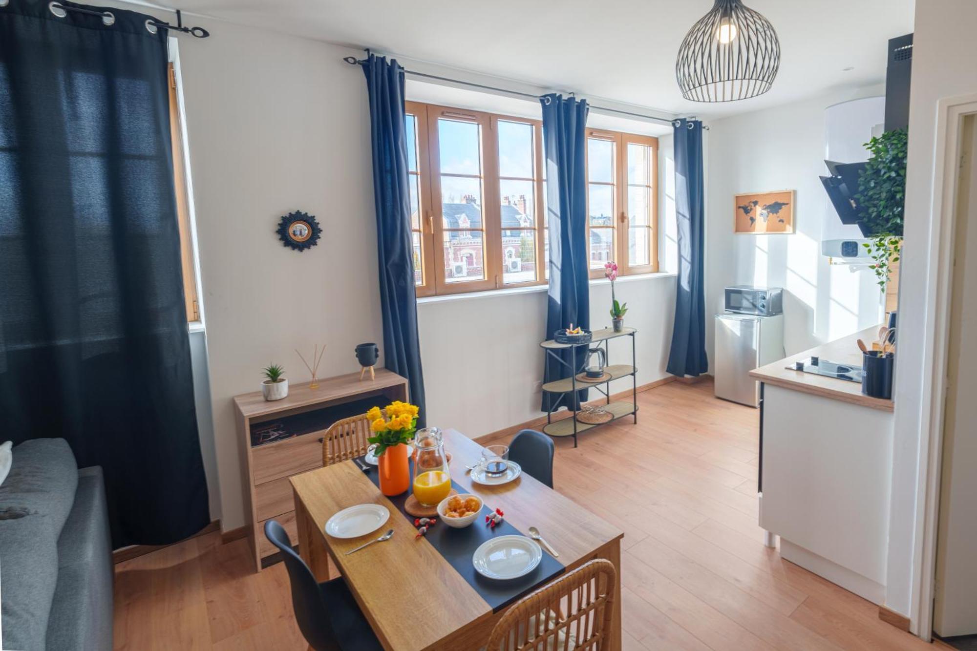 Appartement Le Lotus - Zmn Conciergerie à Saint-Quentin  Extérieur photo